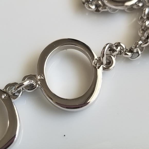 Authentic Swarovski Winter Gear Toggle Charm Bracelet Retired Sweet And Cute - Picture 3 of 8